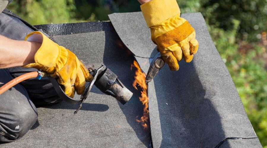 Professional flood damage restoration services in Thorn Hill, TN